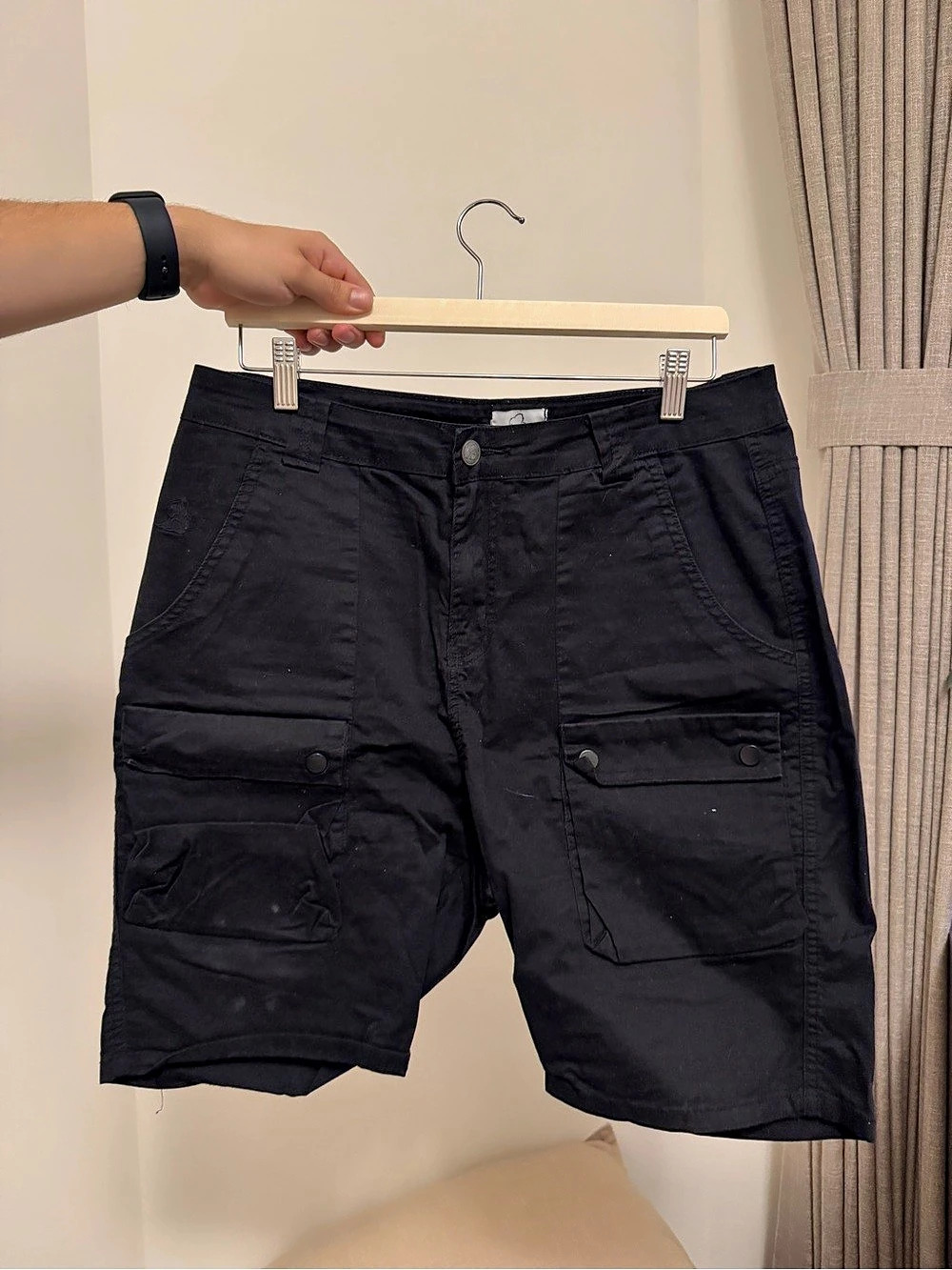 Kuwallatee Men's Black Cargo Shorts